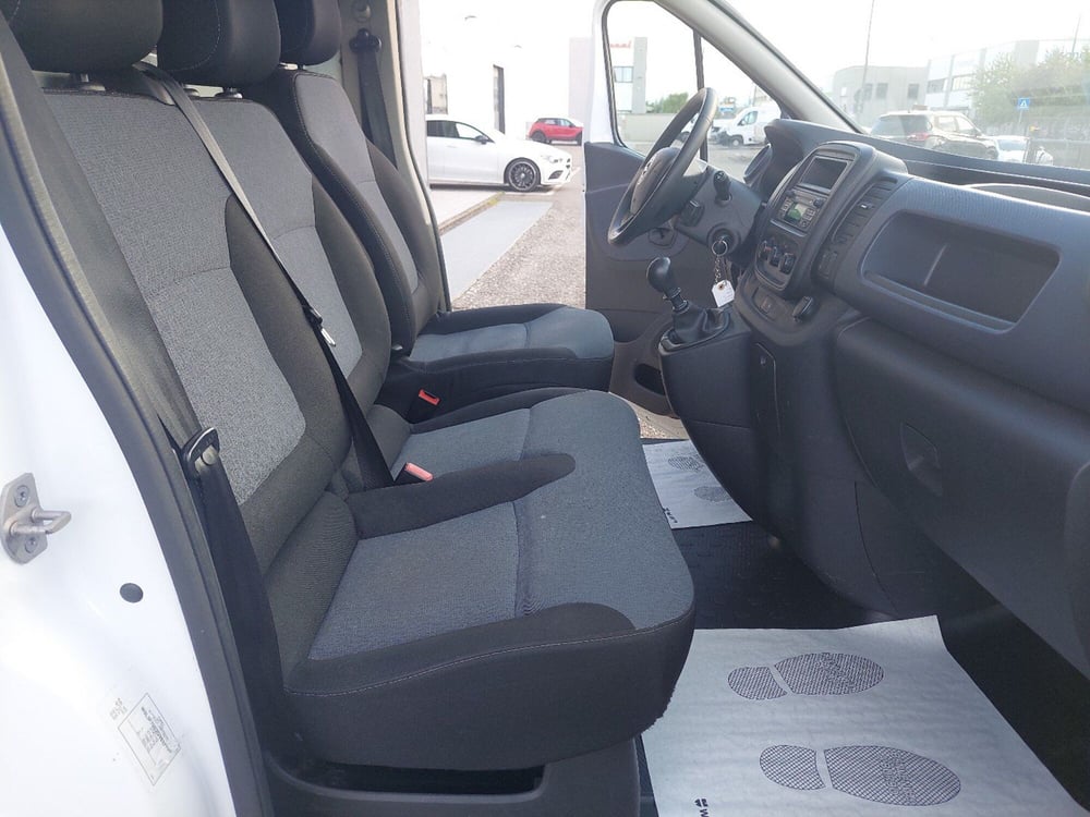 Opel Vivaro Furgone usata a Parma (13)