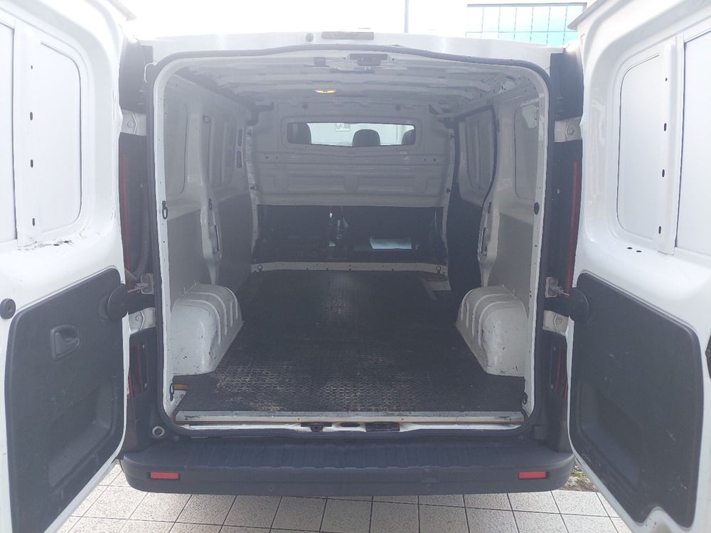 Opel Vivaro Furgone usata a Parma (8)