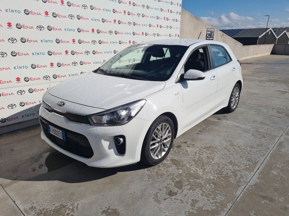 Kia Rio nuova a Cagliari