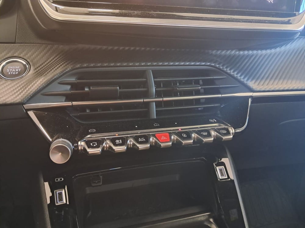 Peugeot 2008 usata a Cagliari (16)