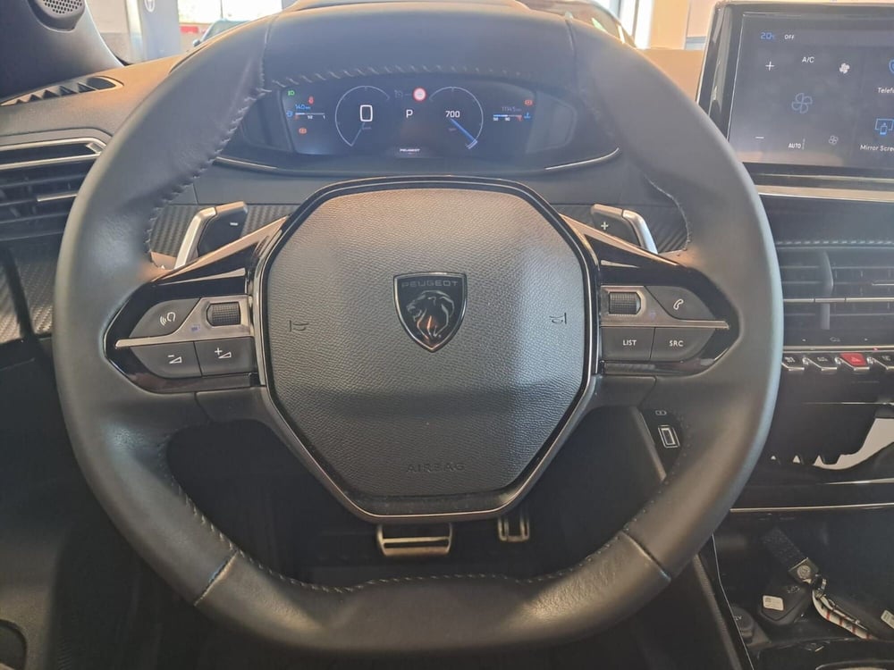 Peugeot 2008 usata a Cagliari (9)