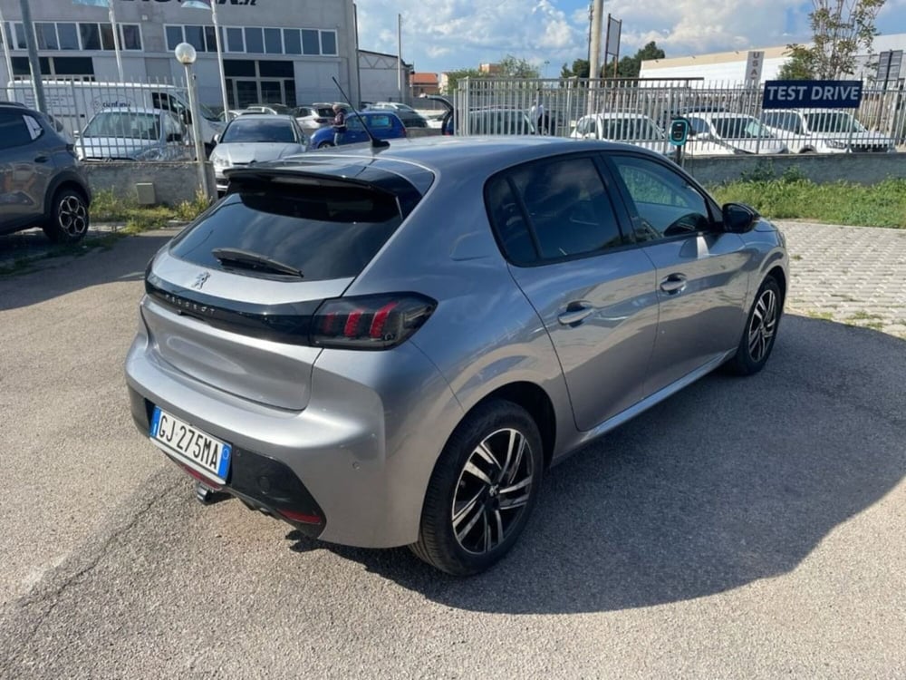 Peugeot 208 usata a Foggia (6)