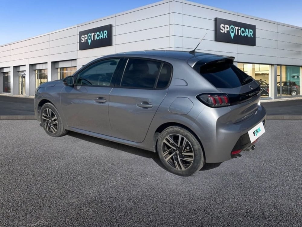 Peugeot 208 usata a Foggia (8)