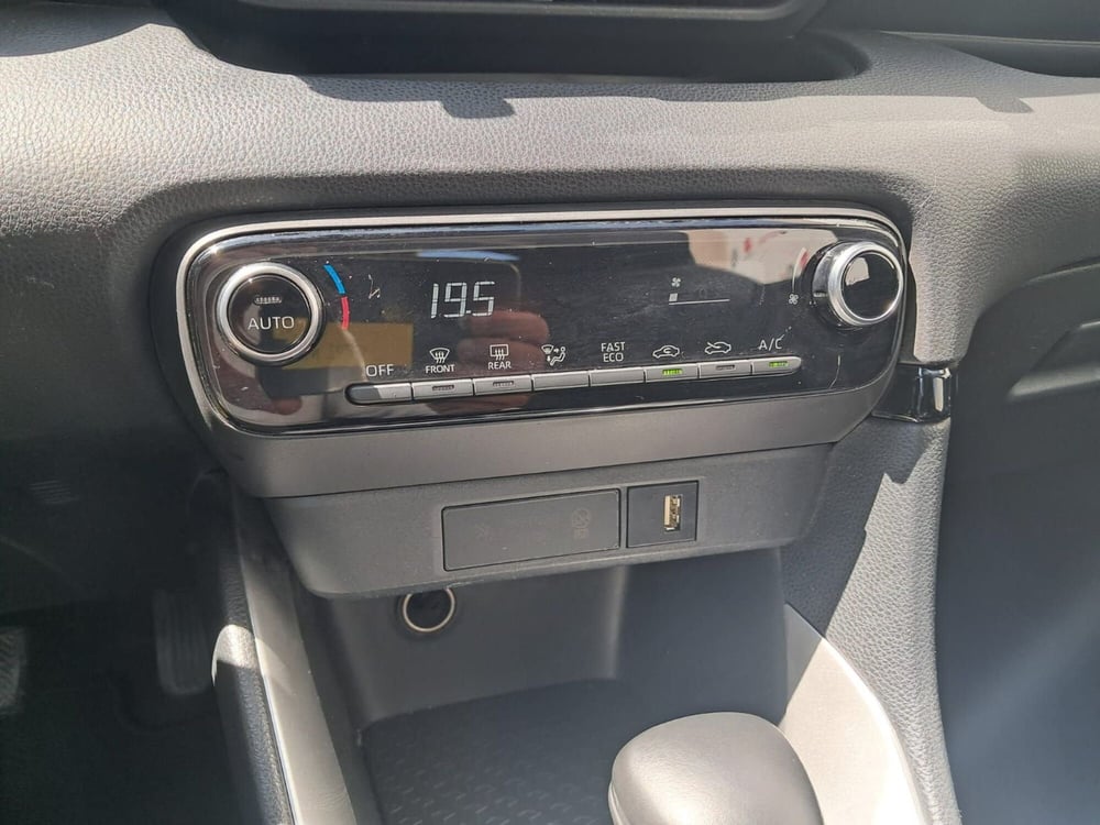 Toyota Yaris usata a Cagliari (20)