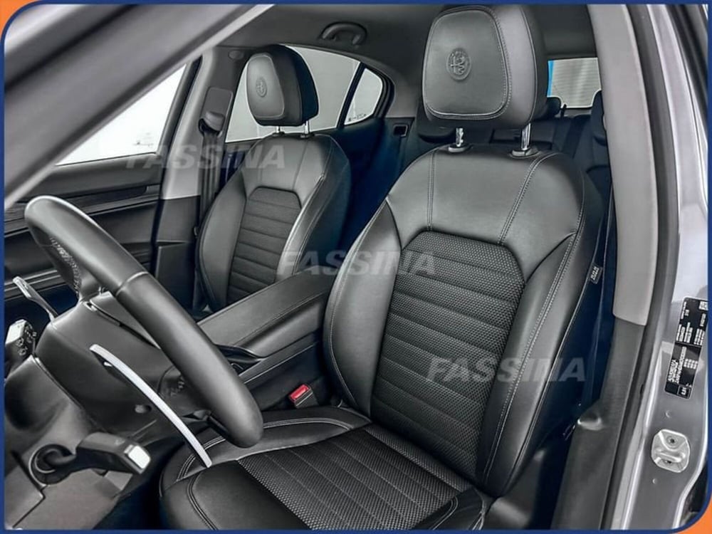 Alfa Romeo Stelvio usata a Milano (8)