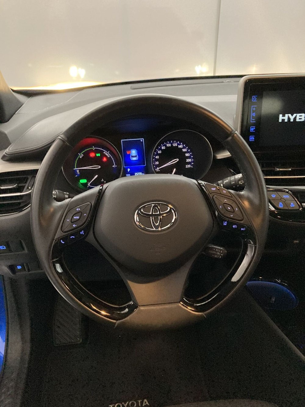 Toyota Toyota C-HR usata a Barletta-Andria-Trani (11)
