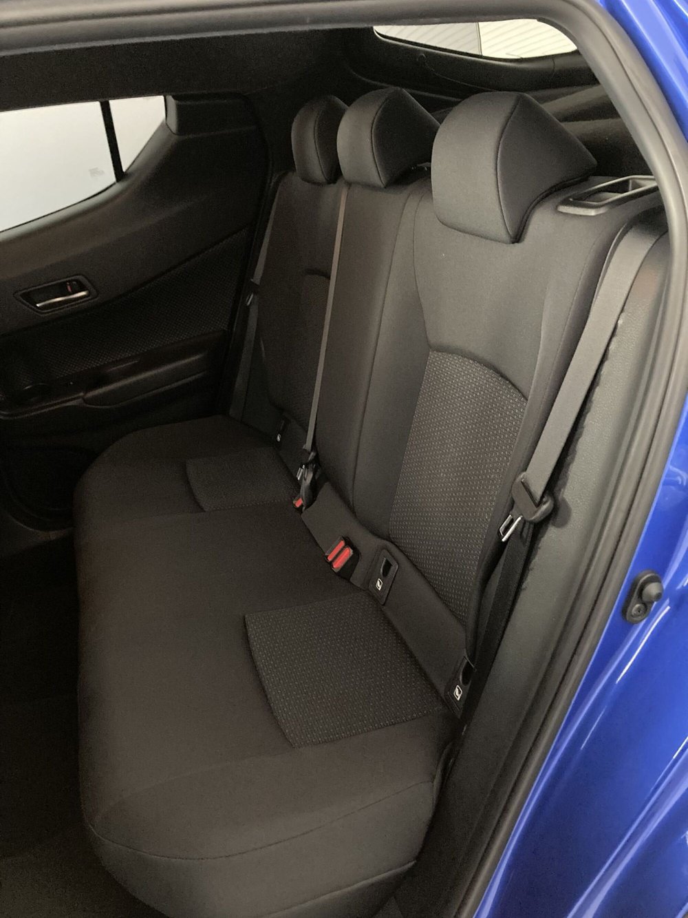 Toyota Toyota C-HR usata a Barletta-Andria-Trani (7)