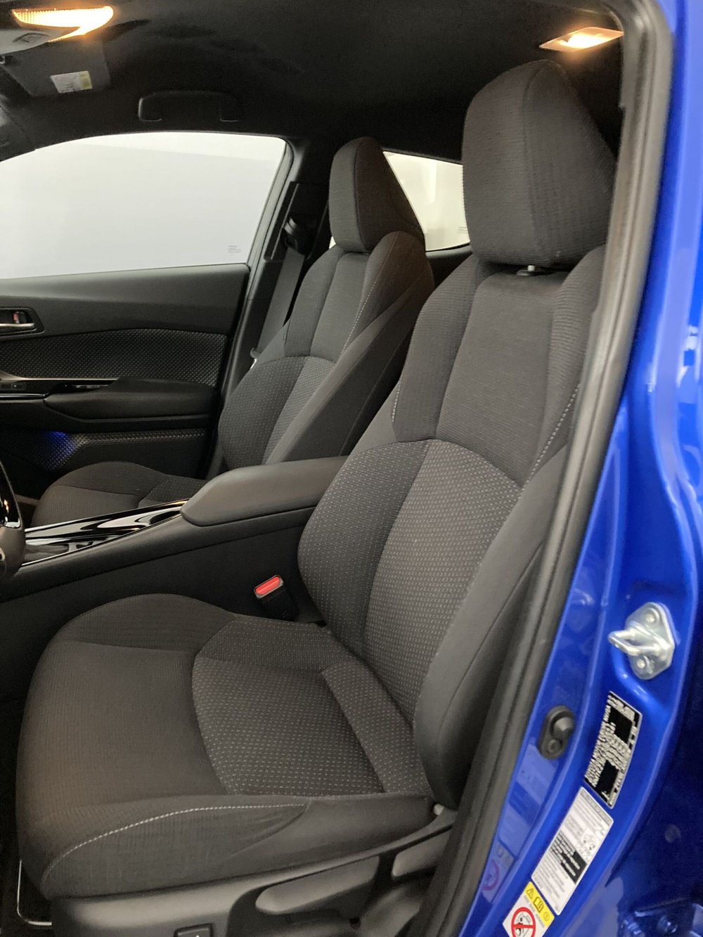 Toyota Toyota C-HR usata a Barletta-Andria-Trani (8)