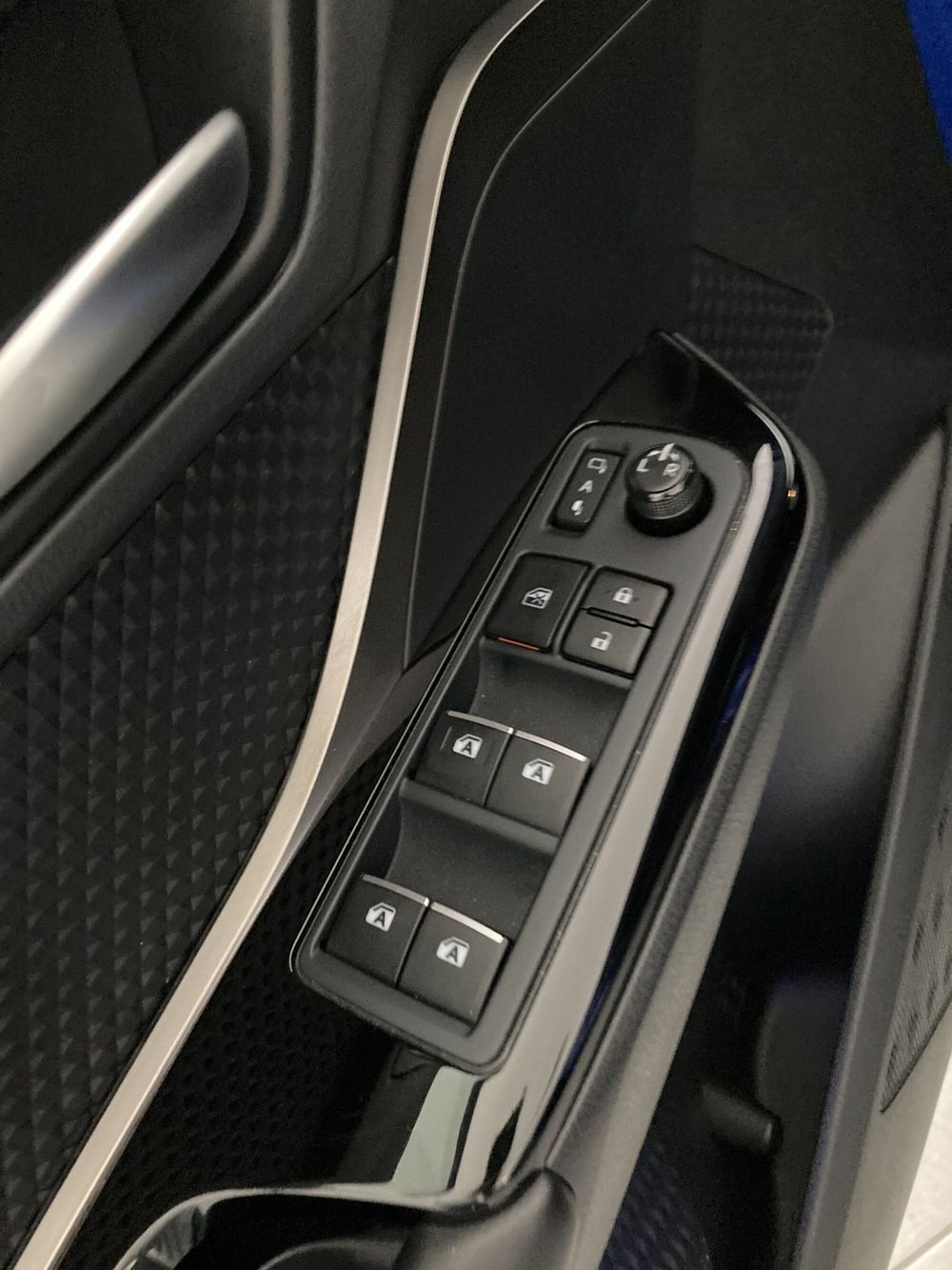 Toyota Toyota C-HR usata a Barletta-Andria-Trani (9)