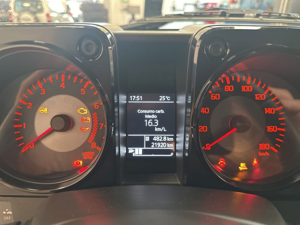 Suzuki Jimny usata a Vercelli (13)