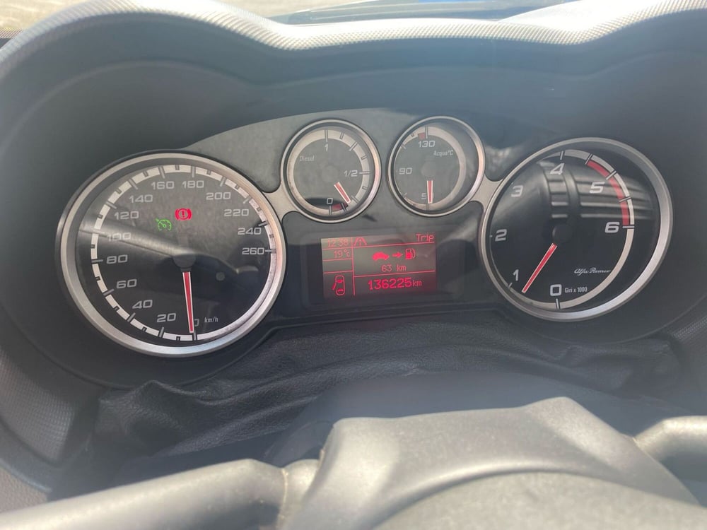 Alfa Romeo MiTo usata a Arezzo (14)