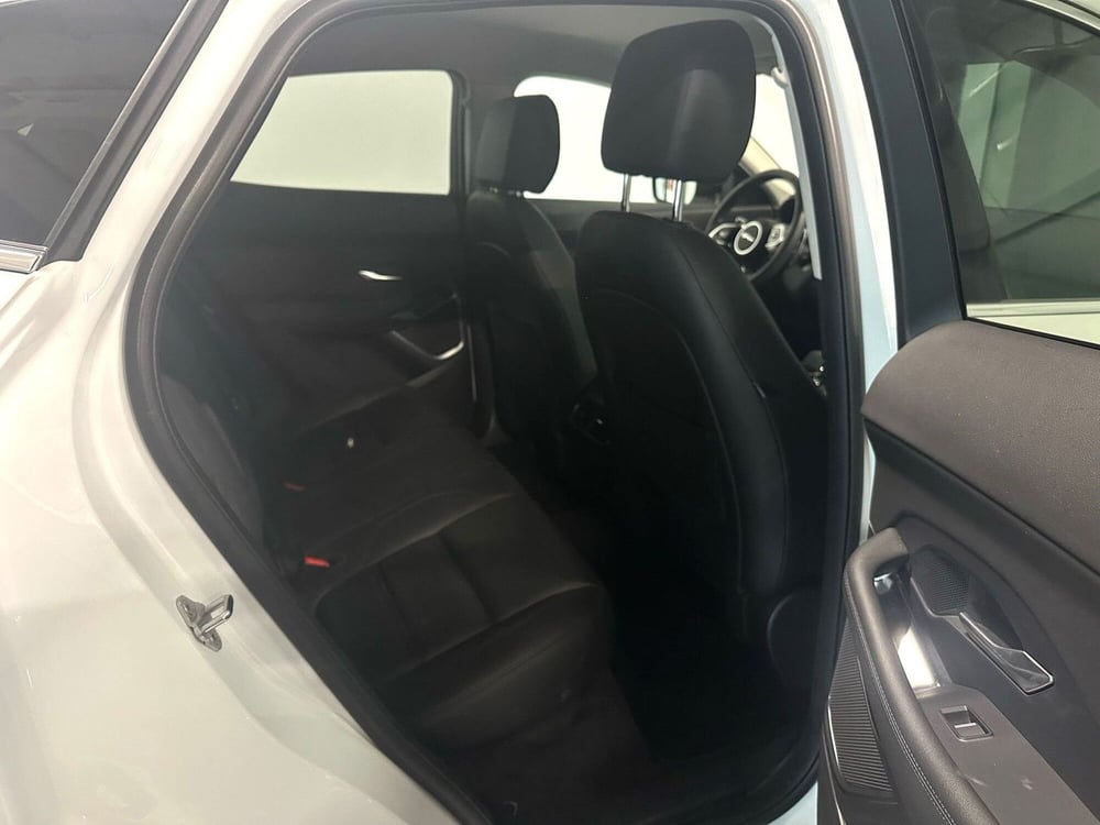 Jaguar E-Pace usata a Milano (5)