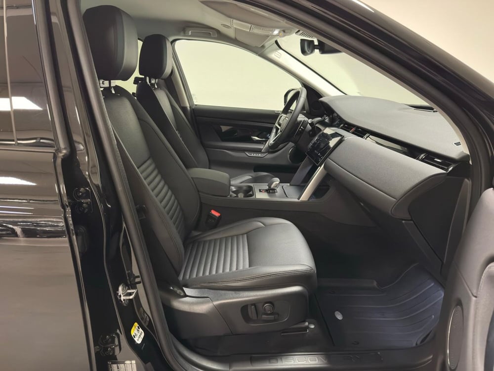 Land Rover Discovery Sport usata a Milano (13)