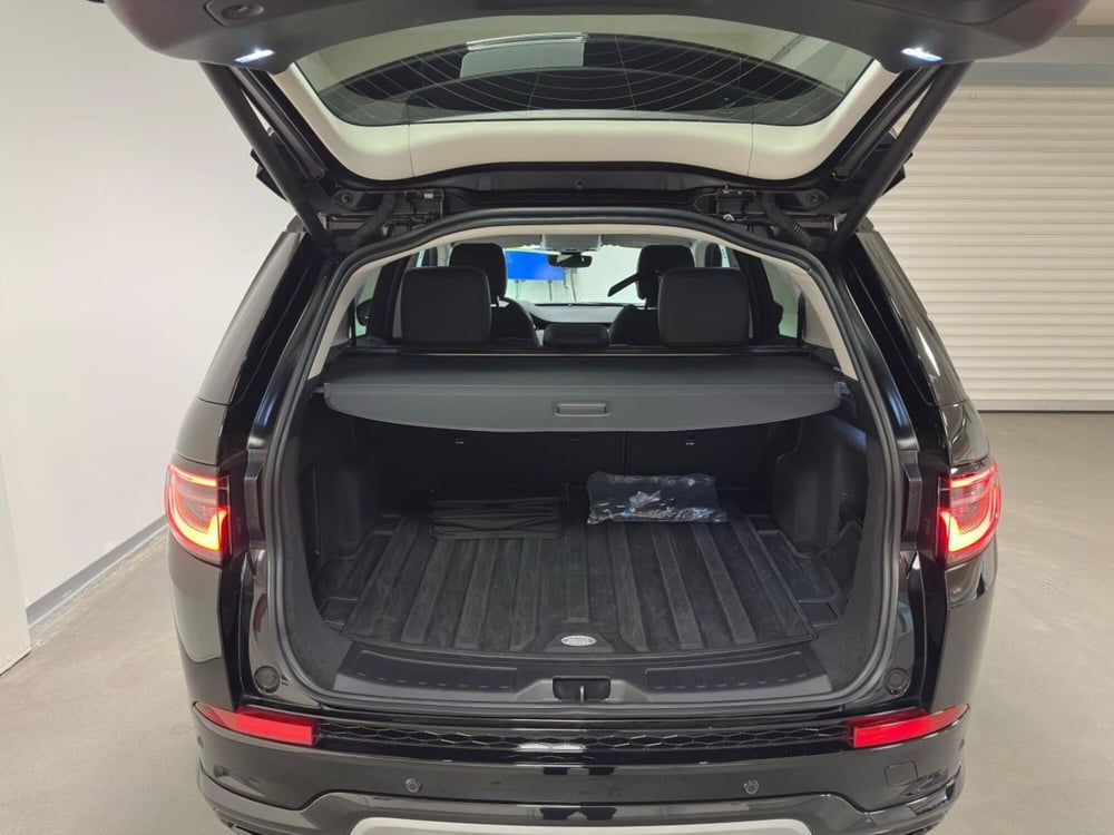Land Rover Discovery Sport usata a Milano (20)