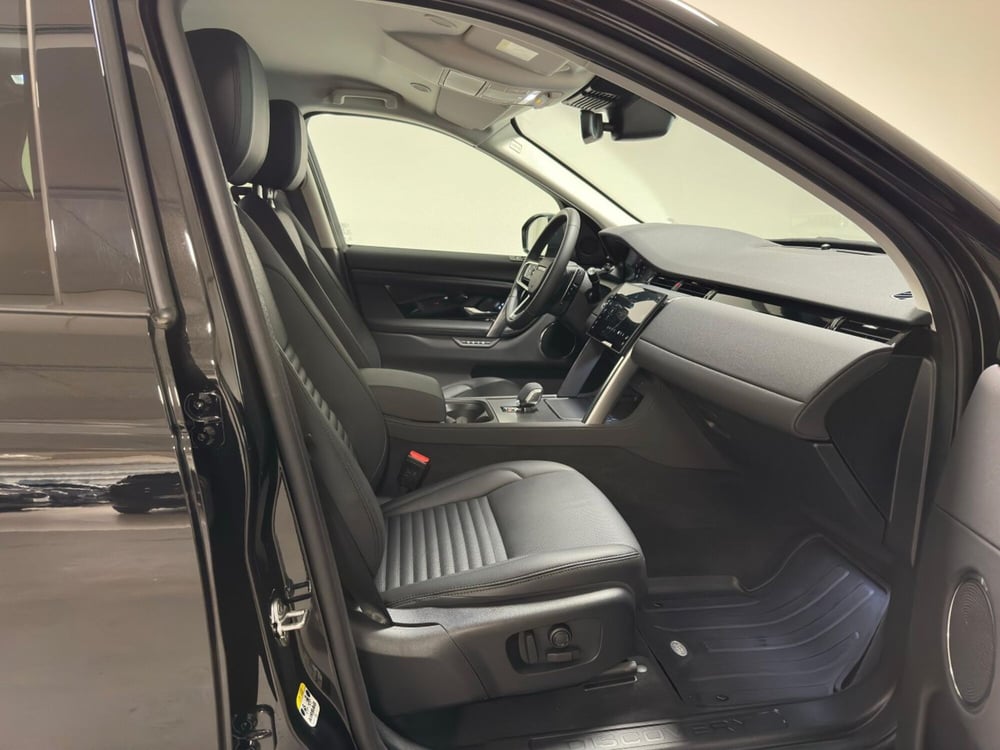 Land Rover Discovery Sport usata a Milano (3)