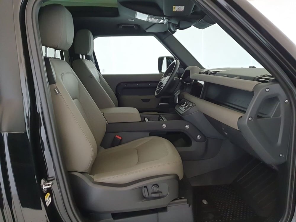 Land Rover Defender usata a Monza e Brianza (3)