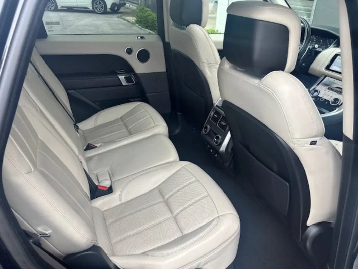 Land Rover Range Rover Sport usata a Pesaro-Urbino (5)