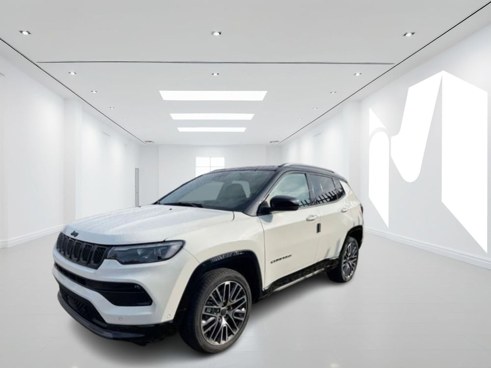 Jeep Compass nuova a Latina (3)
