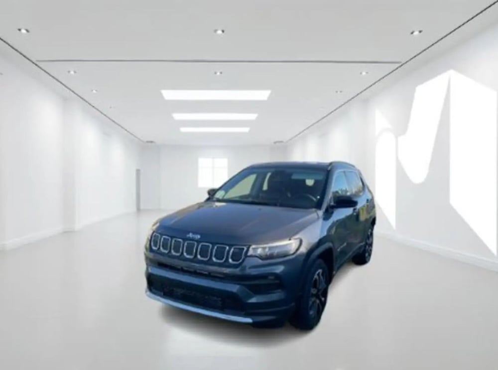 Jeep Compass nuova a Latina (3)