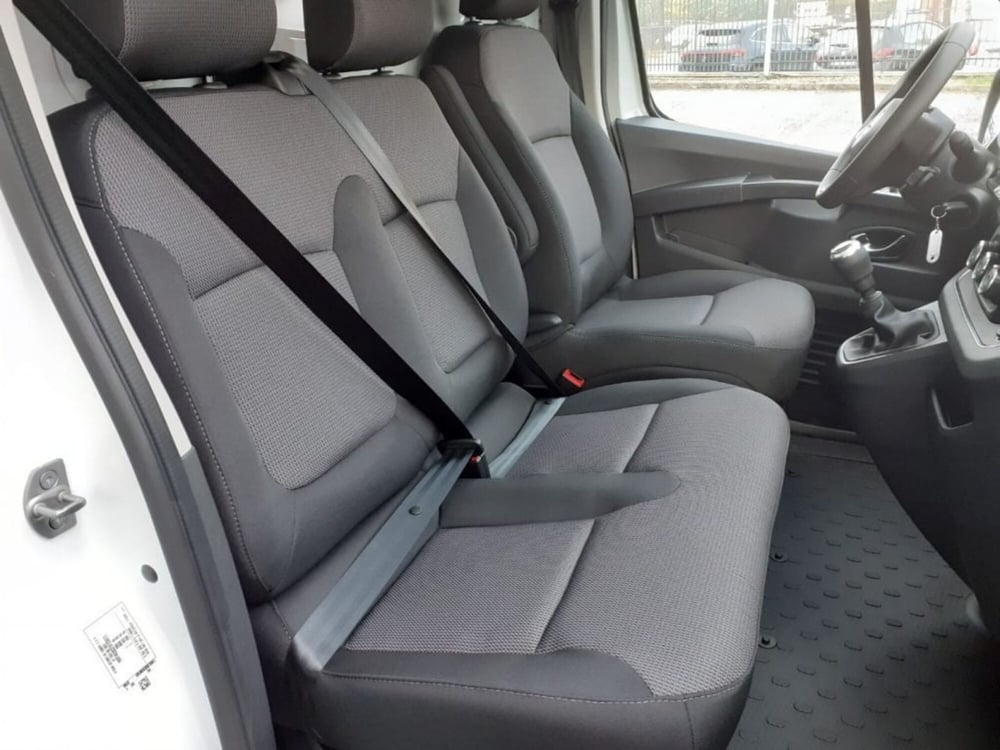 Renault Trafic nuova a Modena (9)