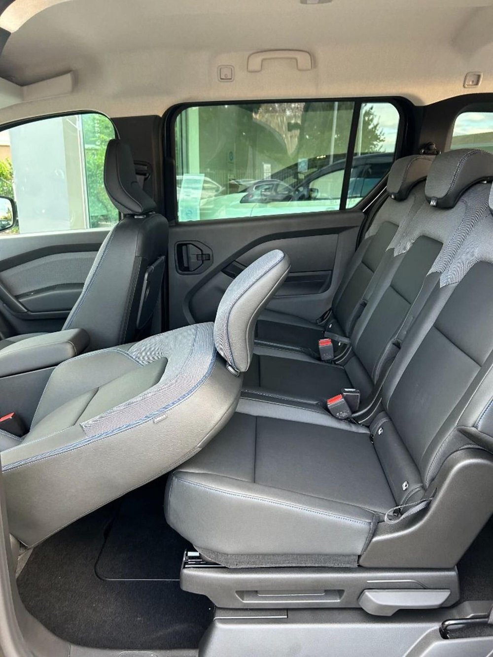 Renault Kangoo nuova a Modena (16)