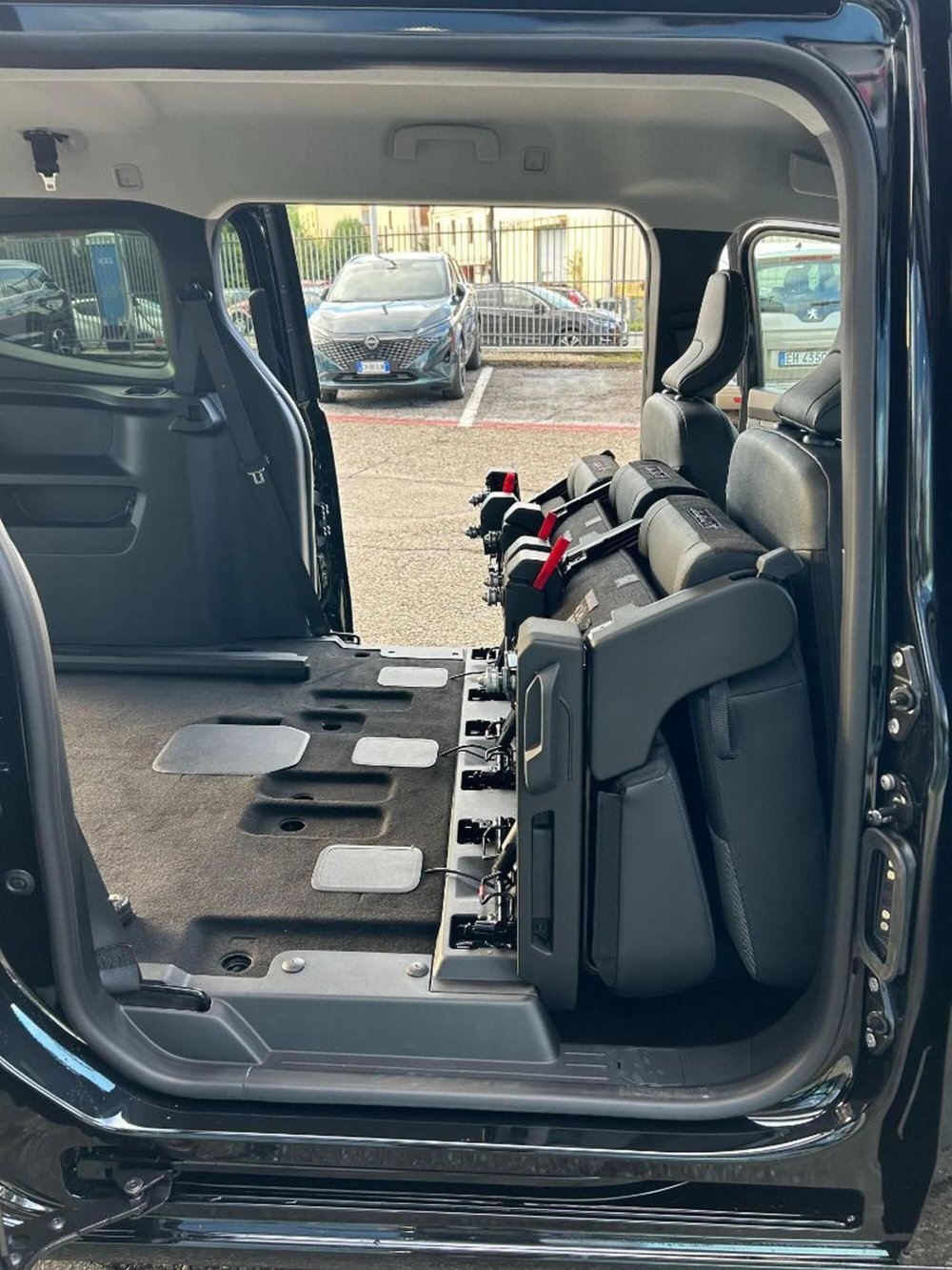 Renault Kangoo nuova a Modena (9)