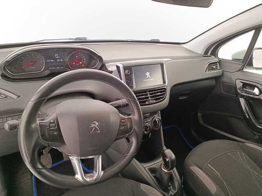 Peugeot 208 usata a Venezia (10)