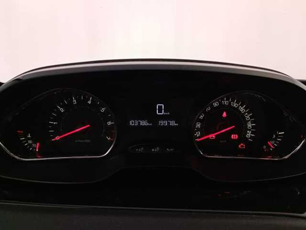 Peugeot 208 usata a Venezia (12)