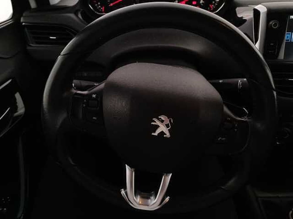 Peugeot 208 usata a Venezia (13)