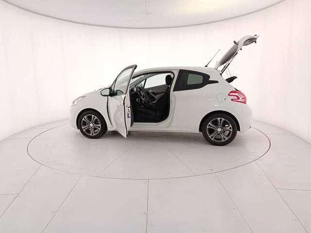 Peugeot 208 usata a Venezia (8)