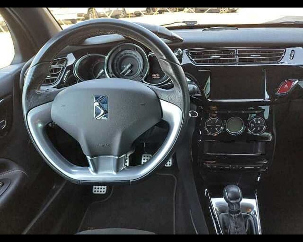 Ds DS 3 Coupé usata a Venezia (12)