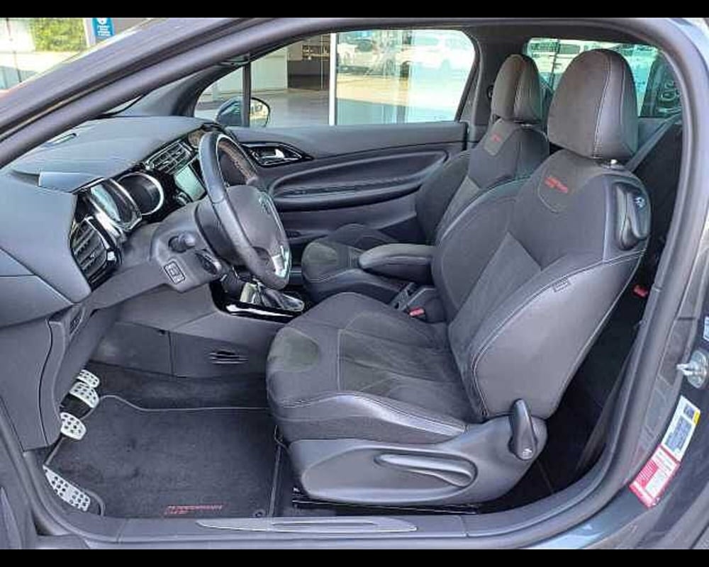 Ds DS 3 Coupé usata a Venezia (13)