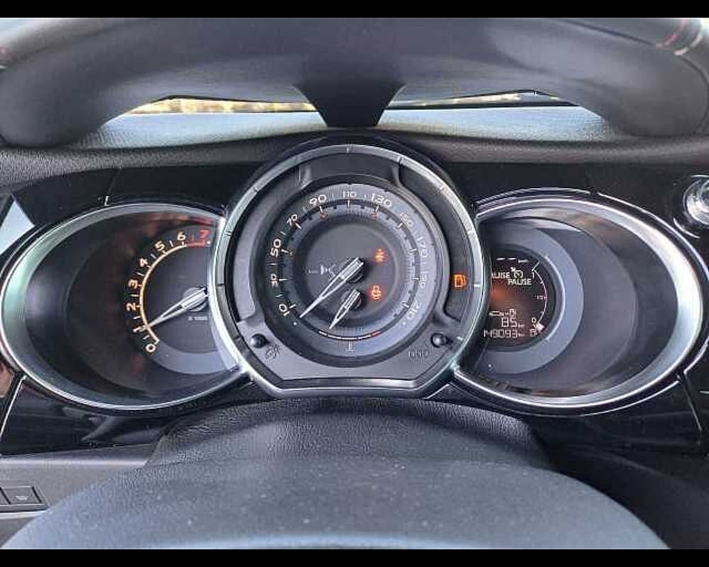 Ds DS 3 Coupé usata a Venezia (17)