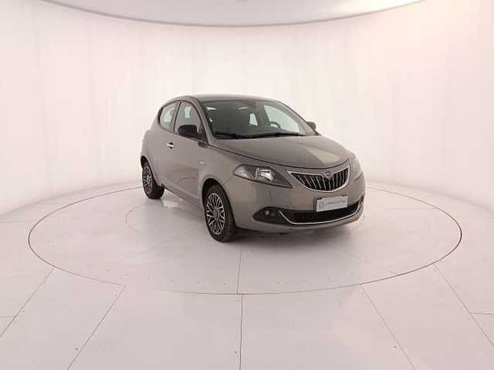 Lancia Ypsilon usata a Venezia (2)