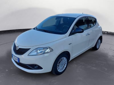 Lancia Ypsilon 1.2 69 CV 5 porte Gold del 2019 usata a Voghera