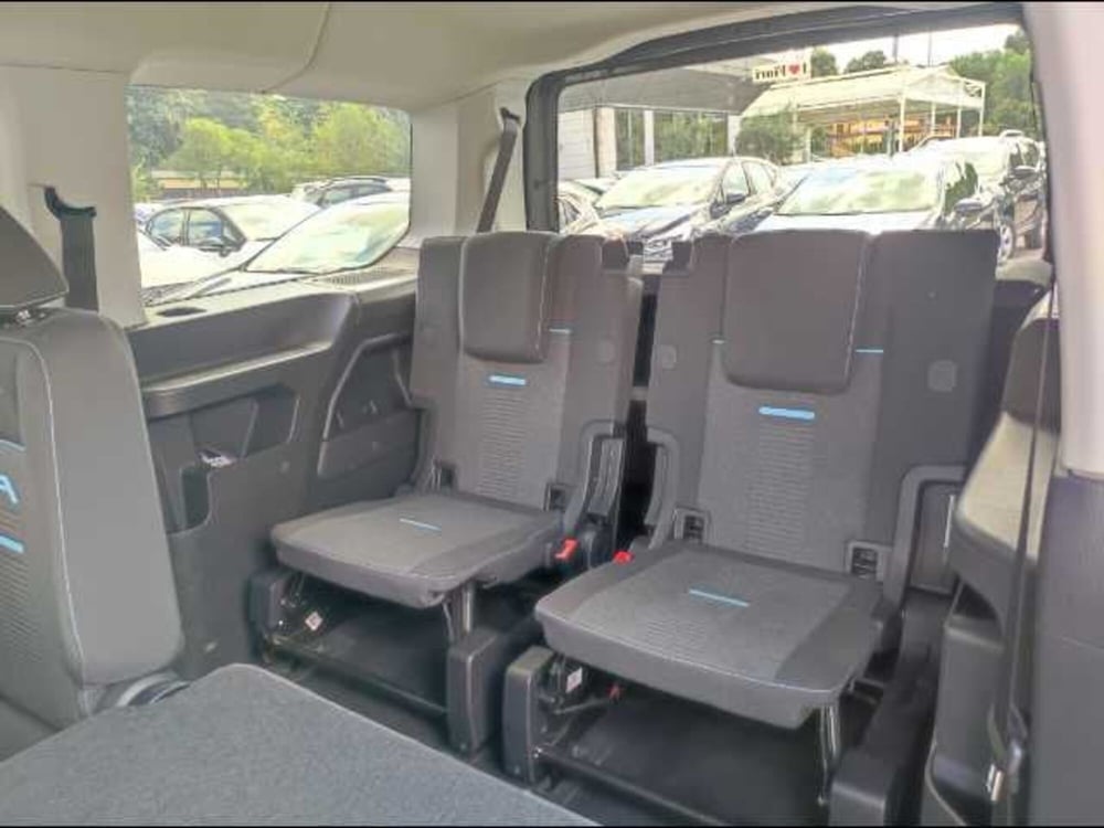 Ford Tourneo Connect usata a Latina (10)