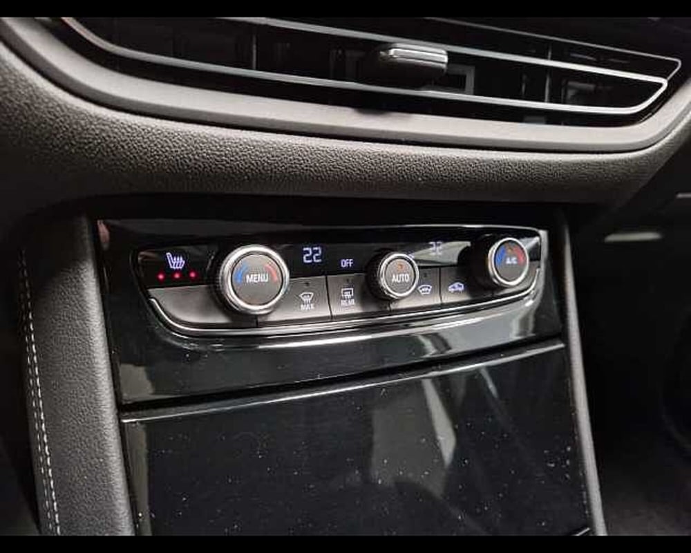 Opel Grandland usata a Milano (16)