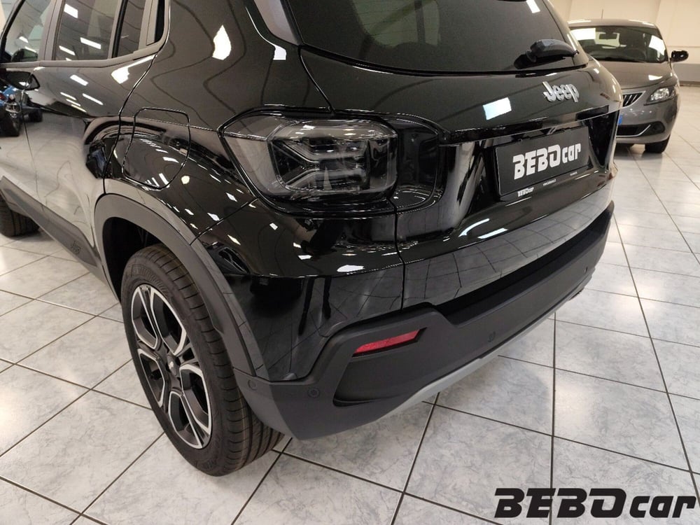 Jeep Avenger nuova a Torino (10)