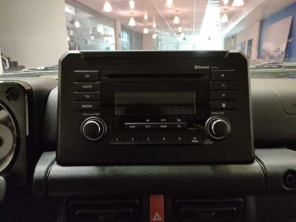 Suzuki Jimny nuova a Teramo (17)