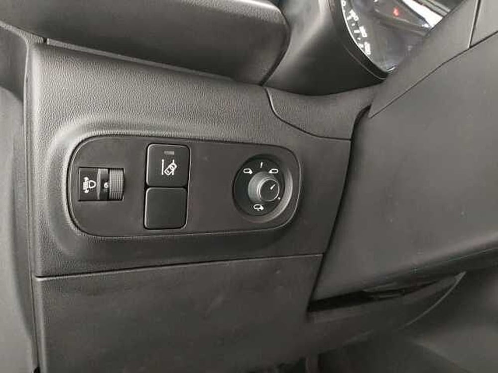 Citroen C3 usata a Caserta (15)