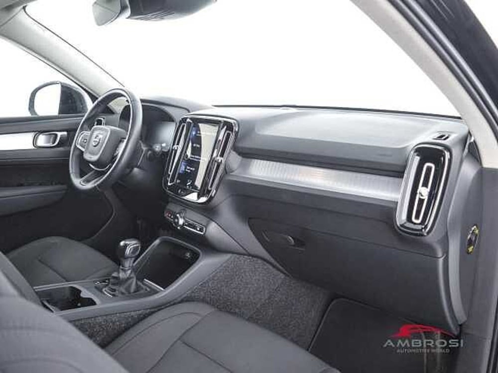 Volvo XC40 usata a Perugia (12)