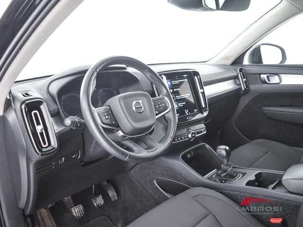 Volvo XC40 usata a Perugia (8)