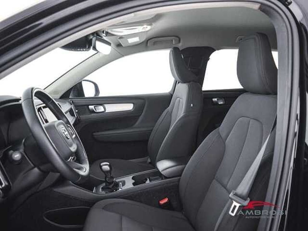 Volvo XC40 usata a Perugia (9)