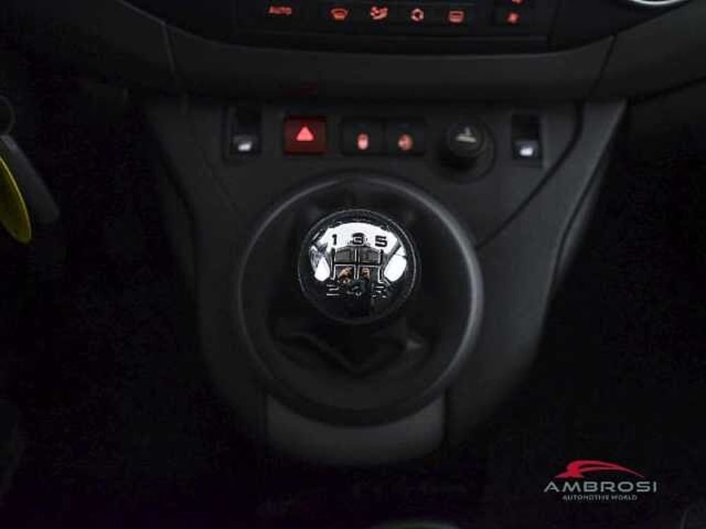 Peugeot Partner usata a Perugia (18)