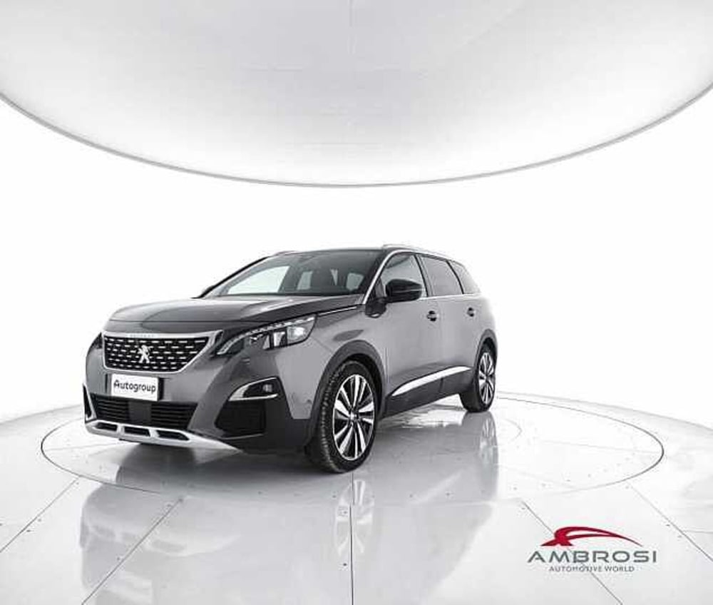 Peugeot 5008 usata a Perugia