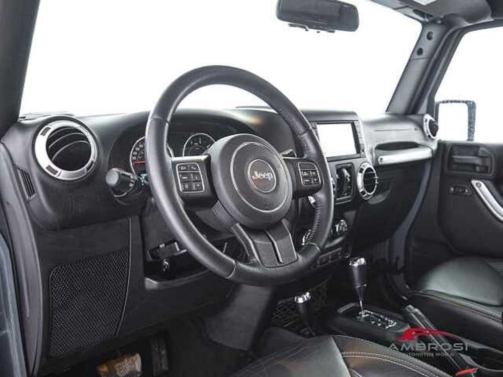 Jeep Wrangler usata a Perugia (8)