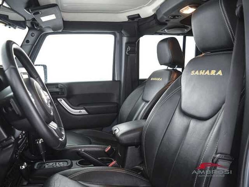 Jeep Wrangler usata a Perugia (9)