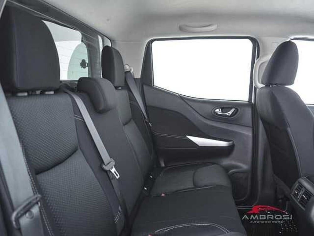 Nissan Navara usata a Viterbo (11)