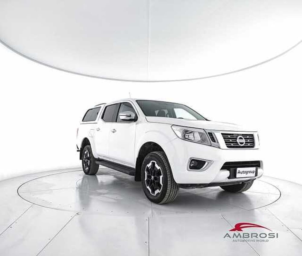 Nissan Navara usata a Viterbo (2)