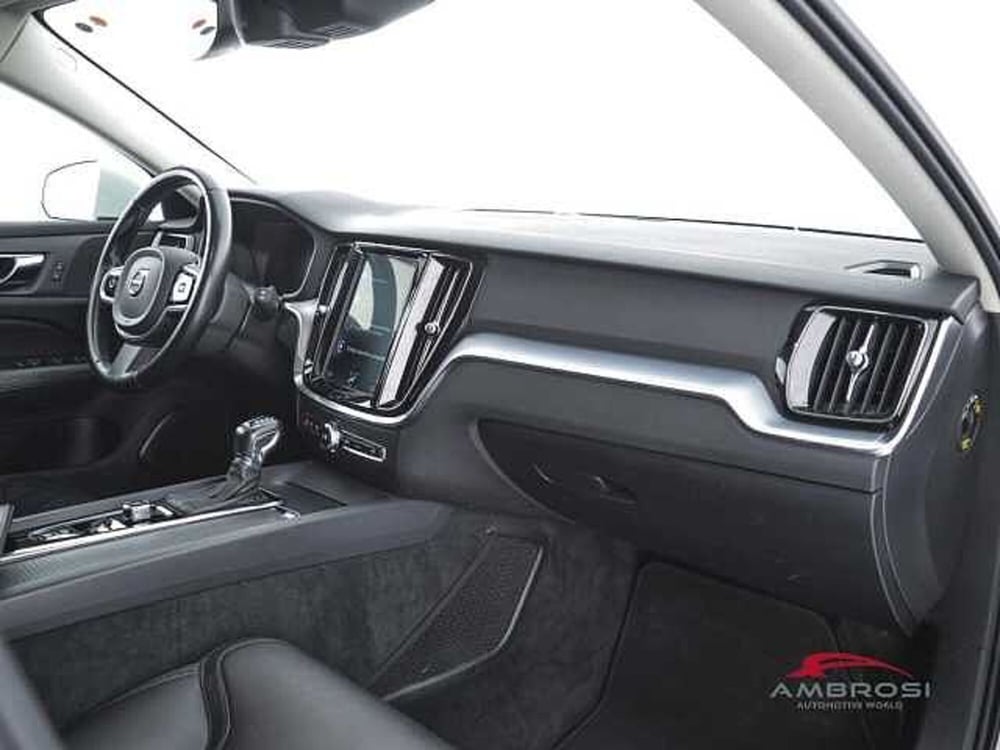 Volvo V60 Cross Country usata a Viterbo (12)